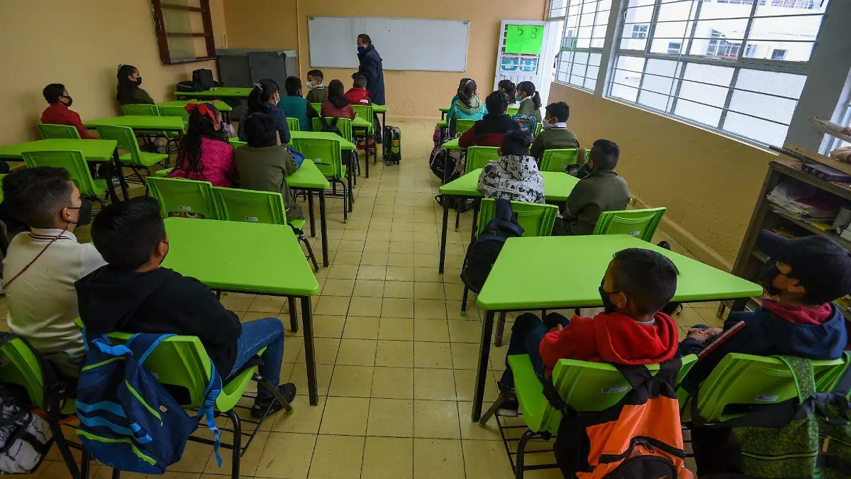 891155_Regresan a clases 3 millones estudiante Edoméx -4_web